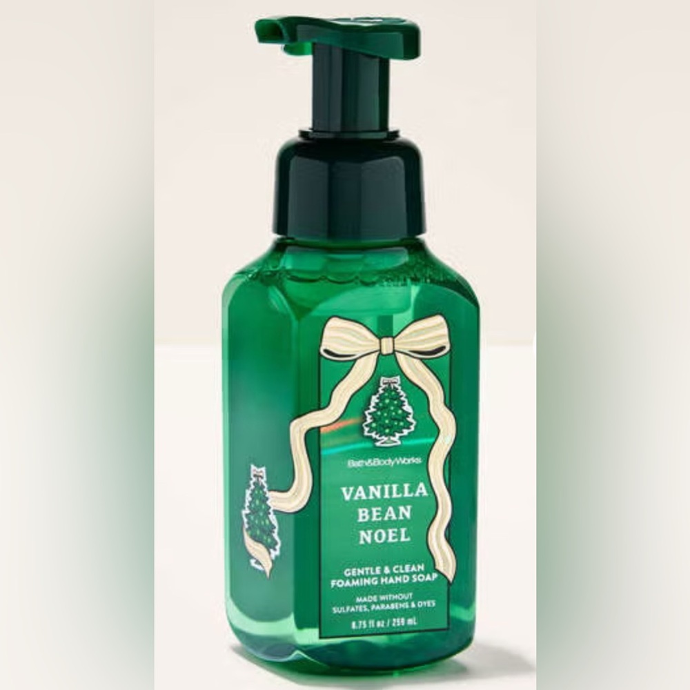 Bath & Body Works Vanilla Bean Noel Gel and Foaming Hand Soap Bundle